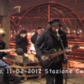 Vinicio Capossela, il concerto in Stazione Centrale