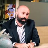 Egokid, guarda il video di Una vita