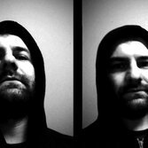 Felpa - Che i giovani ascoltino gli Slowdive. La storia di un musicista che non ama l'estate