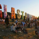 Glanstonbury truffa biglietti falsi donna carcere