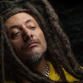 La storia del reggae italiano raccontata da Bunna degli Africa Unite