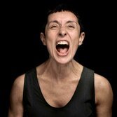 Mara Redeghieri degli Üstmamò annuncia l’uscita di “Recidiva”, il suo primo album solista