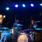 Nic Cester dei Jet aprirà i concerti dei Kasabian con una super band tutta italiana
