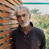 Flavio Giurato: ascolta in anteprima “Le promesse del mondo” e leggi l'intervista