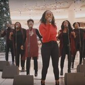 Un'immagine del video di "Love's Not Just For Christmas"