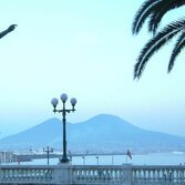 Nessuna città ha suonato come Napoli durante questa quarantena