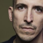 Giovanni Truppi, foto di Mattia Zoppellaro
