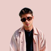 Francesco Caporale: indie "fuori moda"