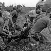 10 canzoni contro la guerra (in Vietnam, ma non solo)