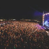 Folla per il live dei Nu Genea al Locus nel 2022