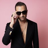 Come Davide "Tropico" Petrella ha lanciato un'OPA sul pop italiano