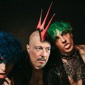 Amadeus in version Emo-deus