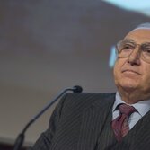 Pippo Baudo non è stato il padre della musica italiana