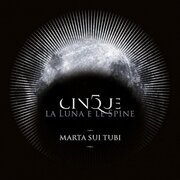 Cinque, la luna e le spine