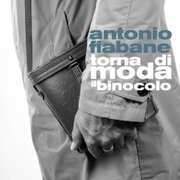 Torna di moda il binocolo