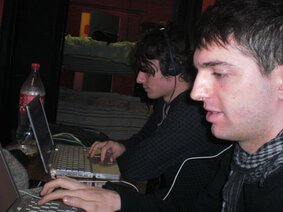 Jago & Pat ai laptop