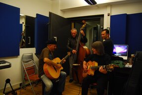 Mike Stern con Bebo Ferra e Riccardo Fioravanti