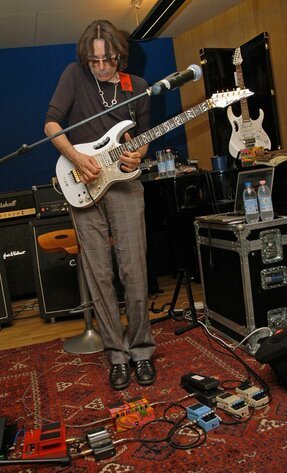 Steve Vai