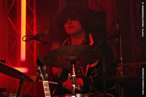 pussywarmers - gelato al veleno, milano 2009