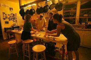Spuntino notturno a casa di amici ad Austin