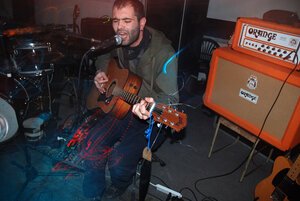 Q live