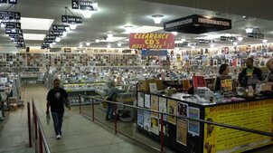 24Amoeba_San_Francisco