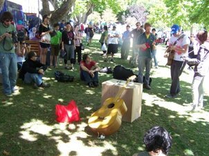 Sempre Busking Workshop, gruppo inventato di scolari