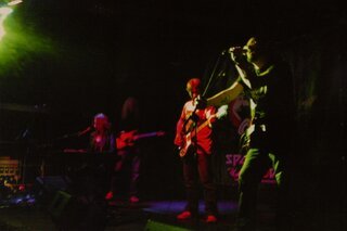 Live somewhere05