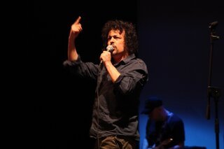 LIVE9.jpg