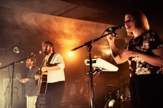 La Brunori Sas al completo sul palco