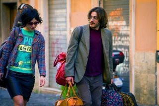 Un'immagine tratta dal film Tutti i santi giorni di Paolo Virzì, con Luca Marinelli e Thony