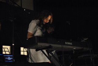 Live somewhere03