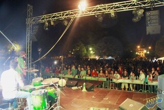 Opening act Nobraino