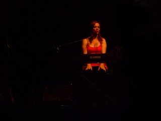 Live somewhere04