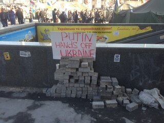 7.Kiev (Ucraina) - PUTIN HANDS OFF UKRAINE
