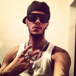 emis-killa-plagio-parole-di-ghiaccio-rapper-moldavo.jpg