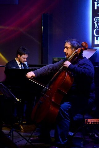 live+cello