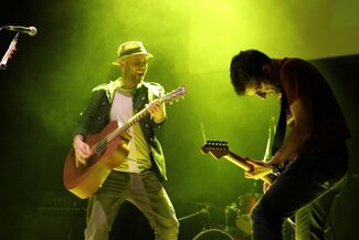 Esmen live