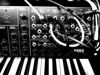 Synth