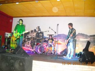 Live1