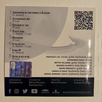 CD di "Extraordinary Men"