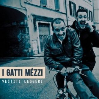 Copertina dell'album Vestiti Leggeri, di I Gatti Mezzi