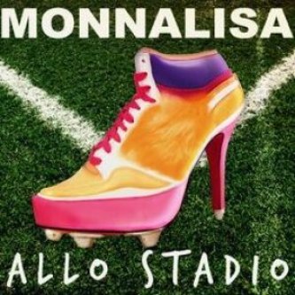 Allo stadio