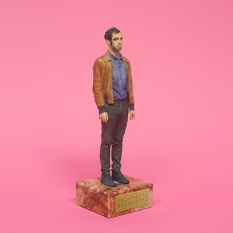 Copertina dell'album Egomostro, di Colapesce