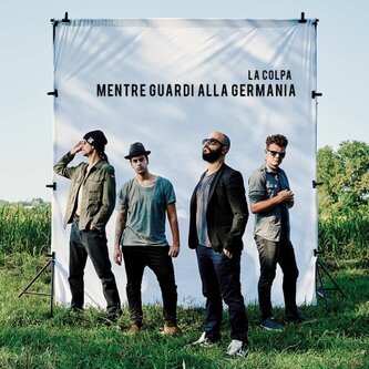 Mentre guardi alla Germania