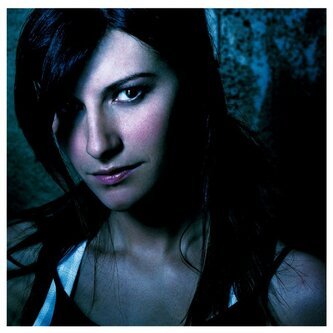 Copertina dell'album Escucha, di Laura Pausini