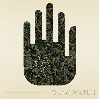 Tra le foglie (single)