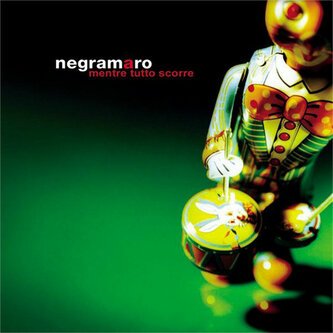 Copertina dell'album Mentre tutto scorre, di Negramaro