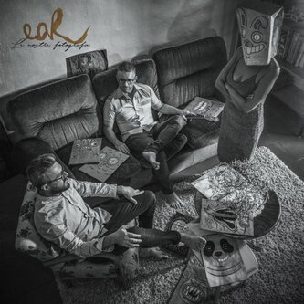 Le Nostre Fotografie (Versione Alternativa) - SINGOLO