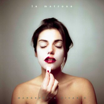 LA MATRONA